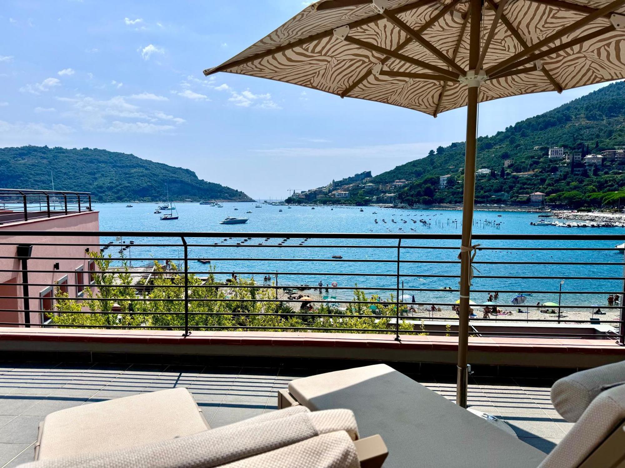 Mirage Rooms & Apartments Porto Venere Exteriör bild
